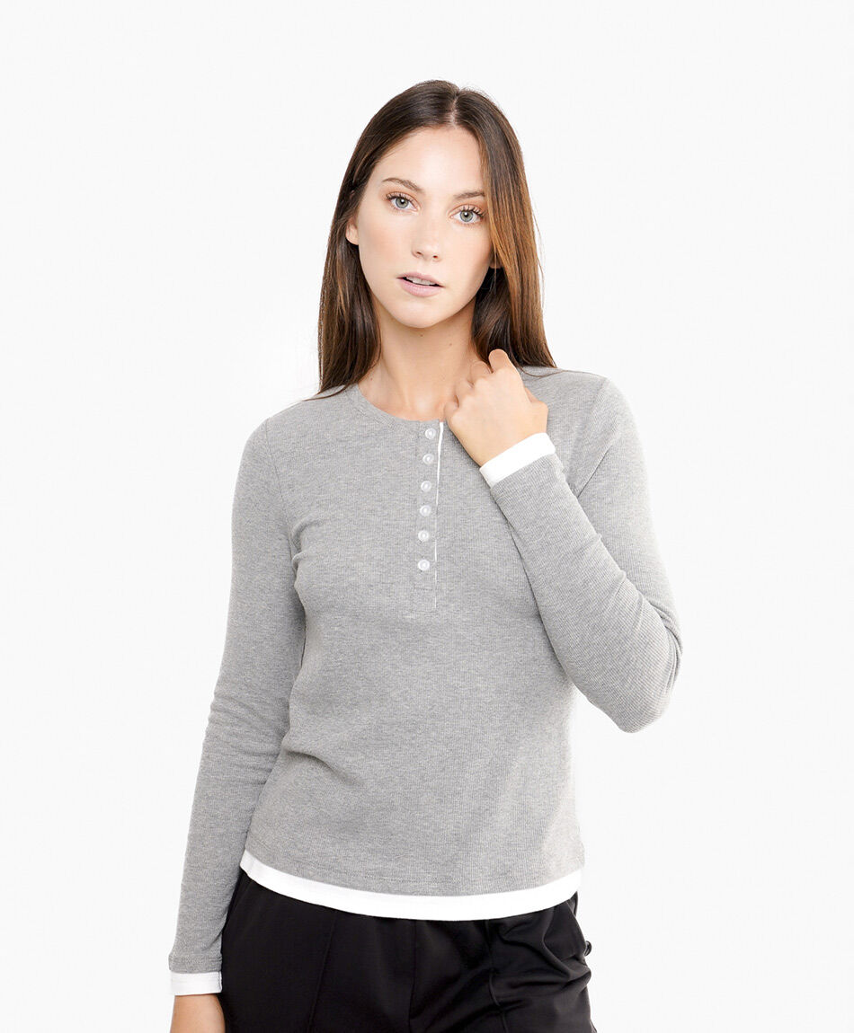 Polera mujer manga larga abotonada