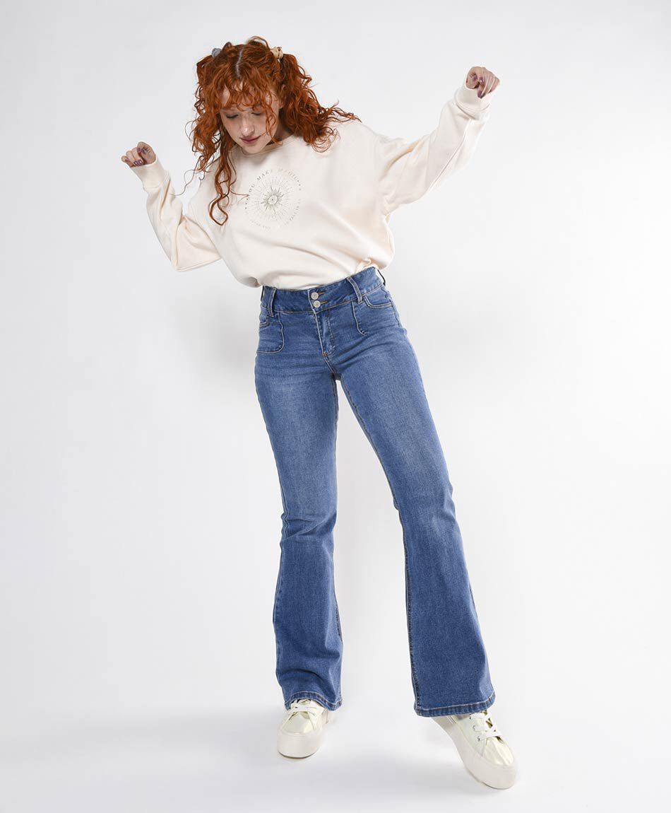 Jeans mujer desgastado flare