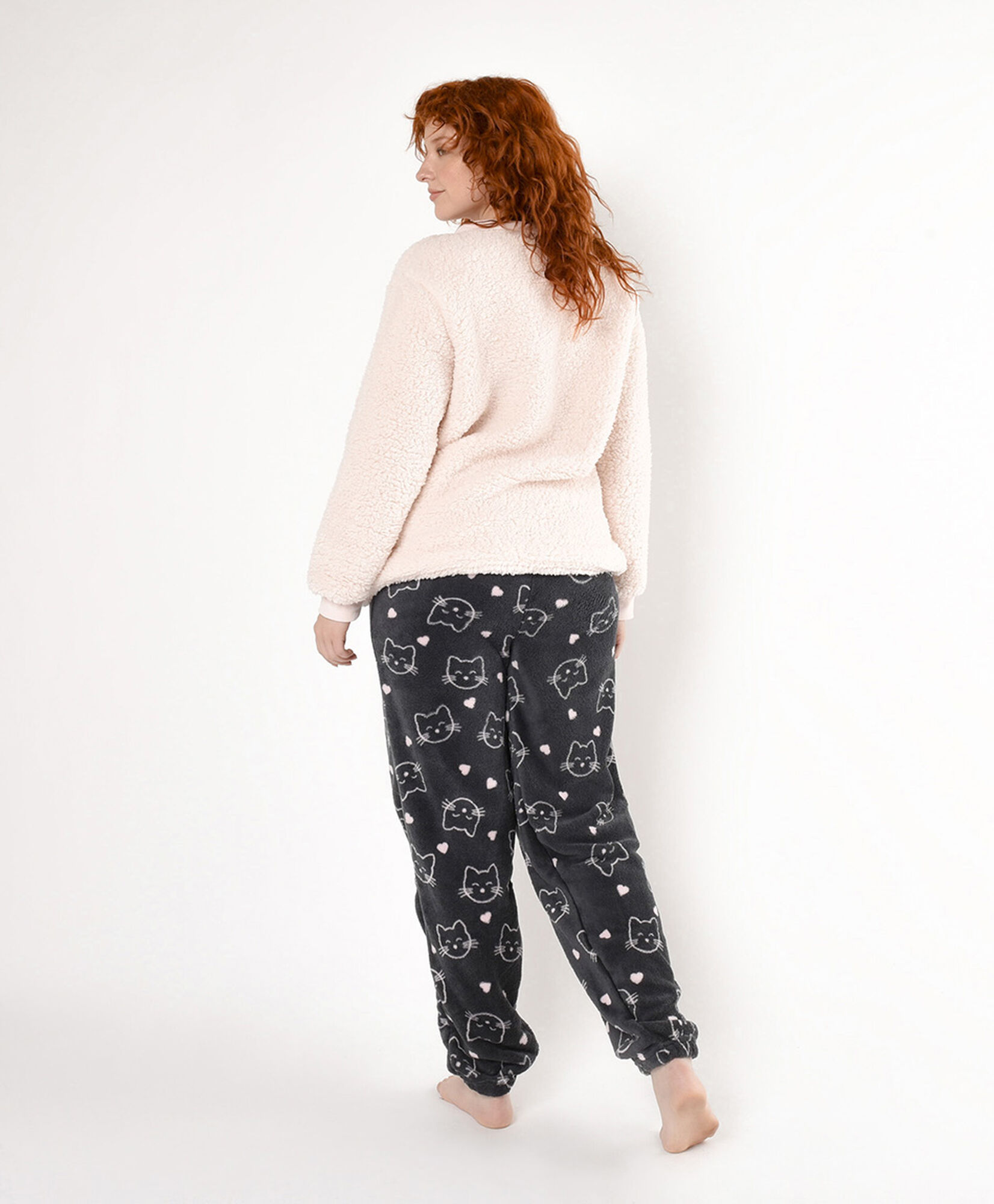 Pijama mujer chiporro gatitos Pijama mujer chiporro gatitos