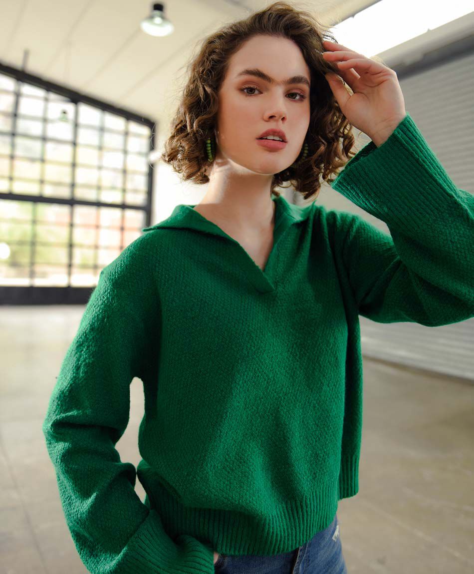 Sweater mujer cuello piqu&eacute;
