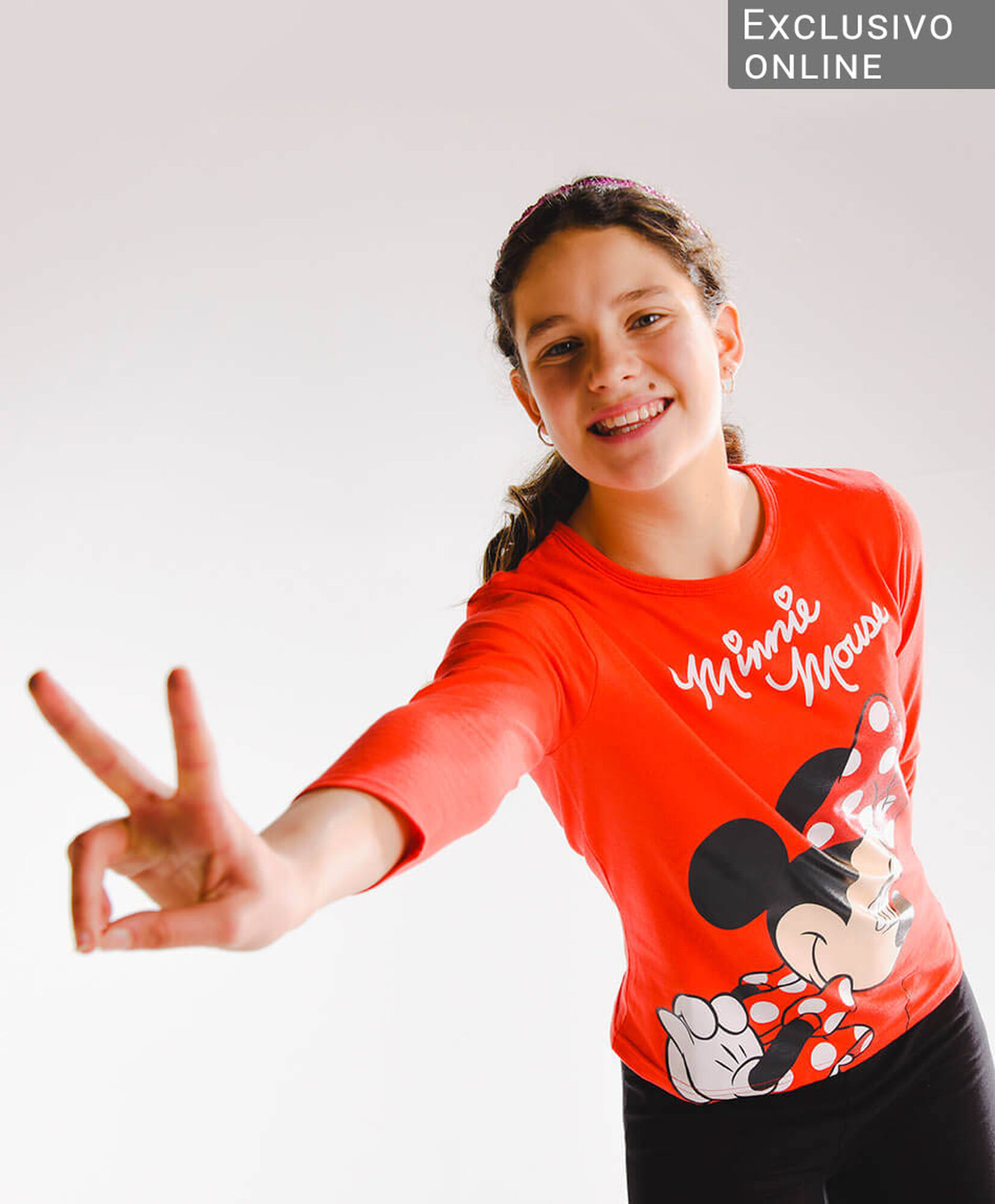 Polera niña minnie mouse glitter Polera niña minnie mouse glitter
