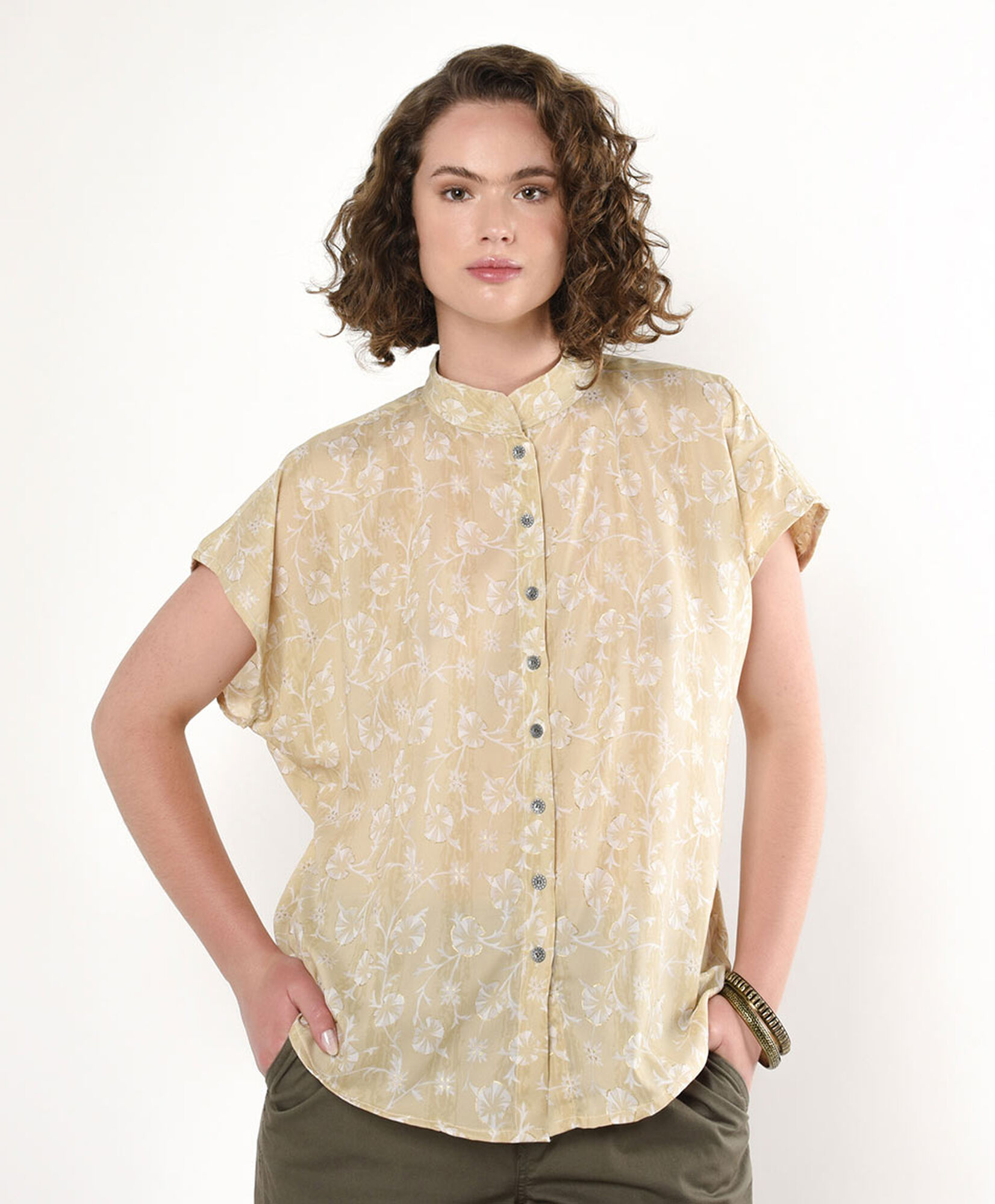 Blusa mujer floreado cuello mao Blusa mujer floreado cuello mao