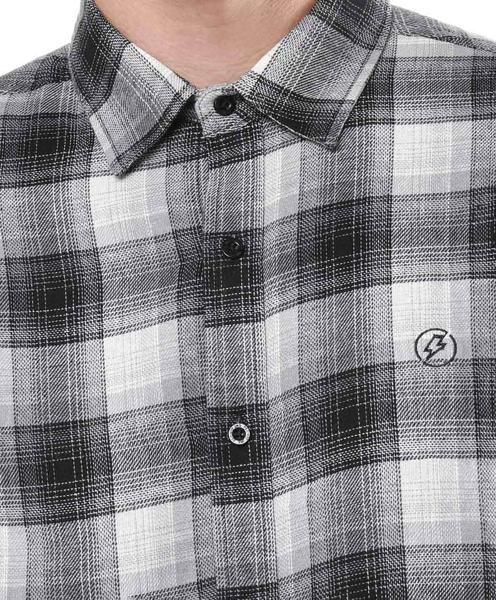 Camisa hombre cuadrille blanco y negro Camisa hombre cuadrille blanco y negro