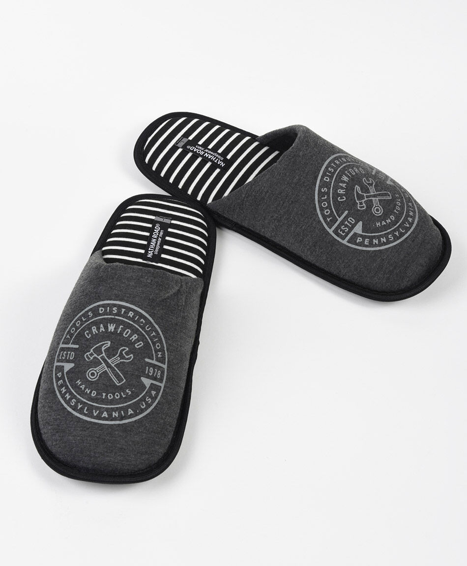 Pantuflas hombre herramientas