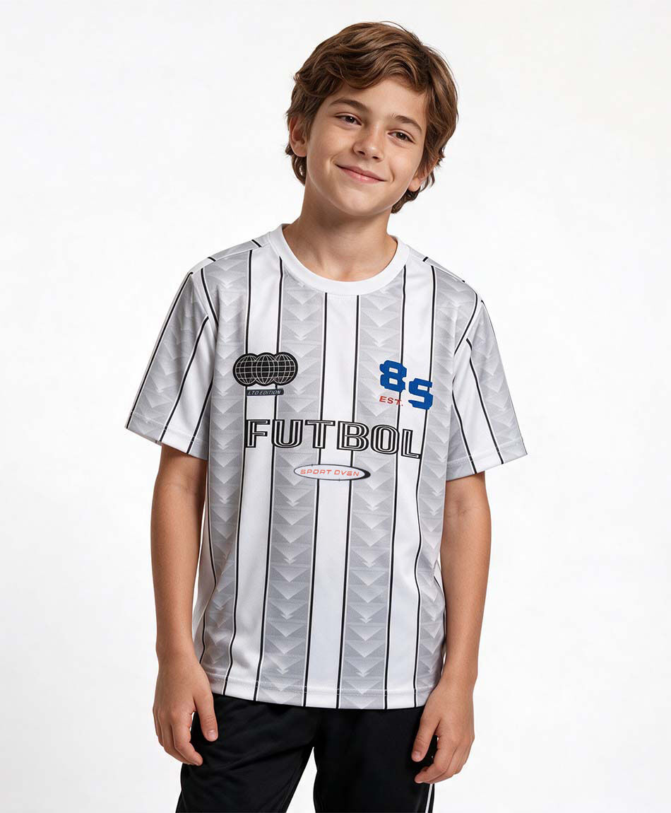 Polera ni&ntilde;o f&uacute;tbol l&iacute;neas