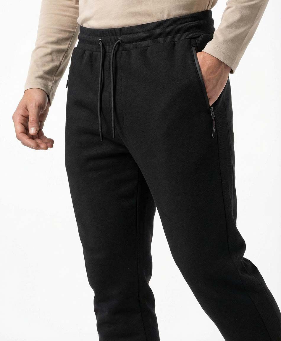 Pantal&oacute;n deportivo hombre jogger negro noche