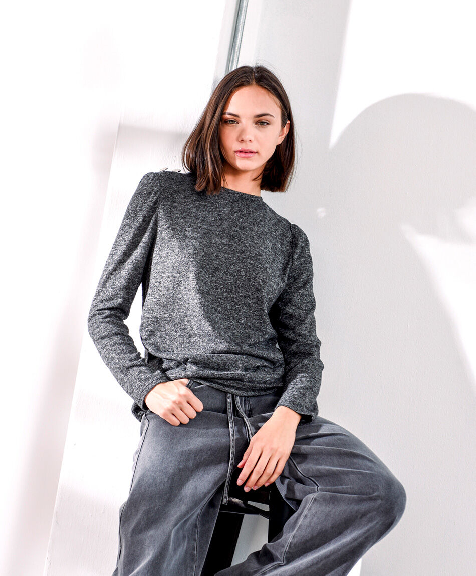 Polera mujer lanosa botones gris