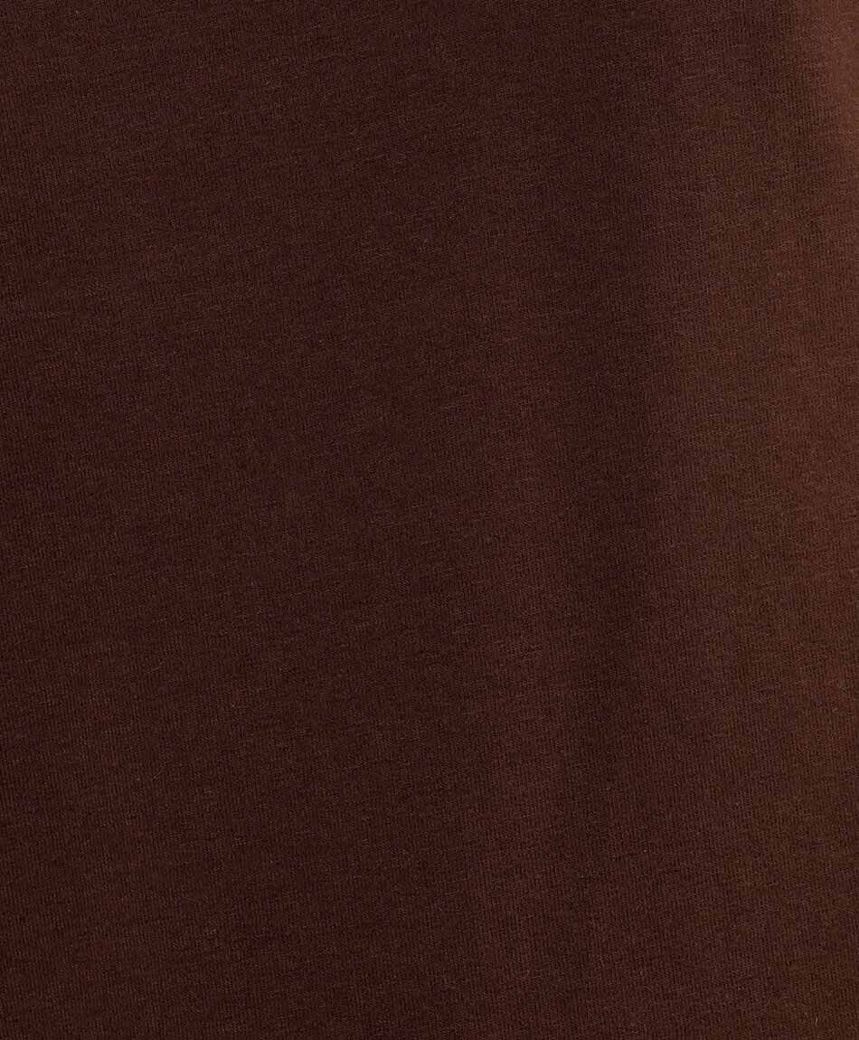 Polera mujer b&aacute;sica caf&eacute; manga larga