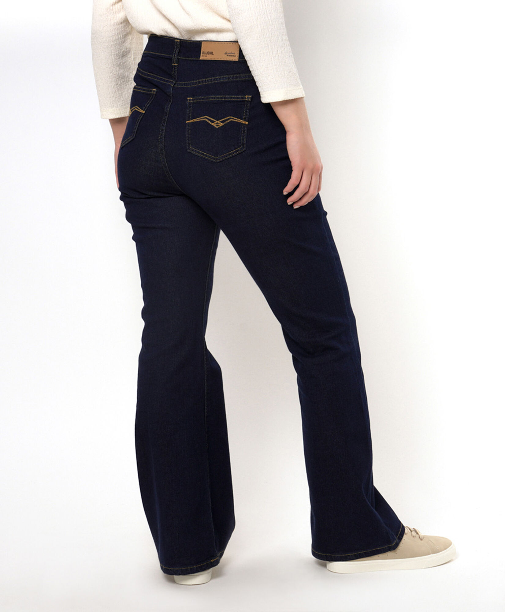 Jeans mujer bolsillo lateral flare Jeans mujer bolsillo lateral flare