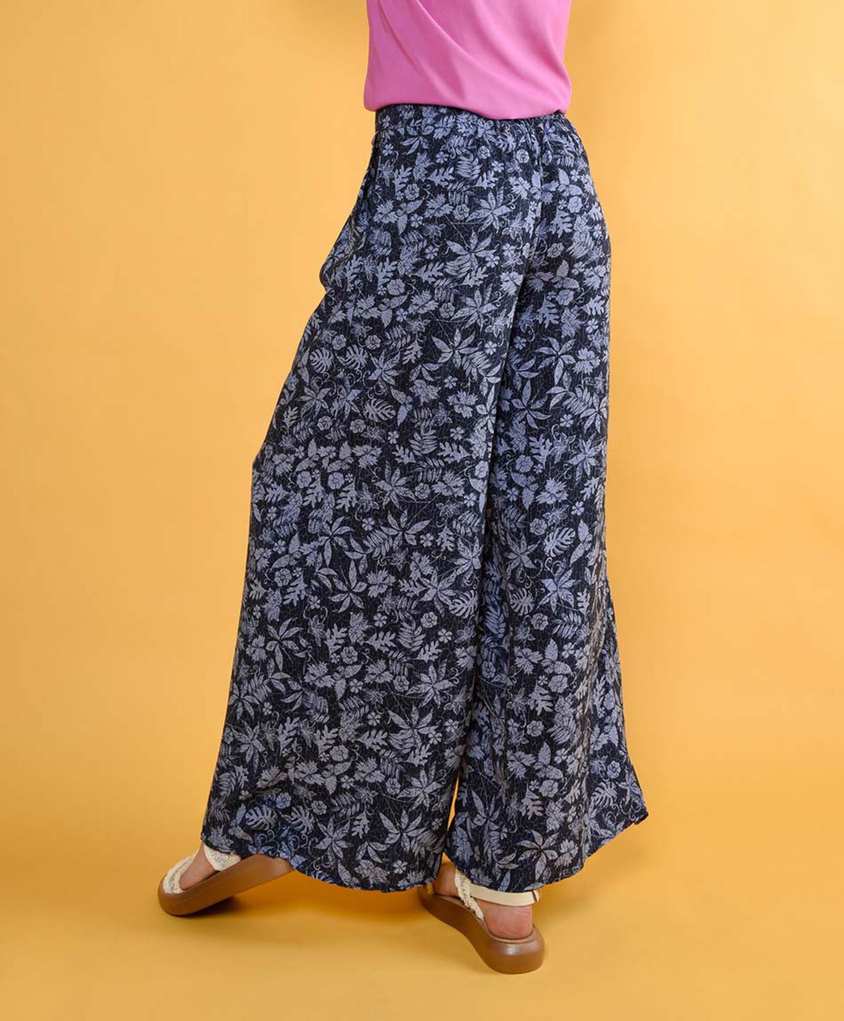 Pantalón tiro alto Pantalón tiro alto