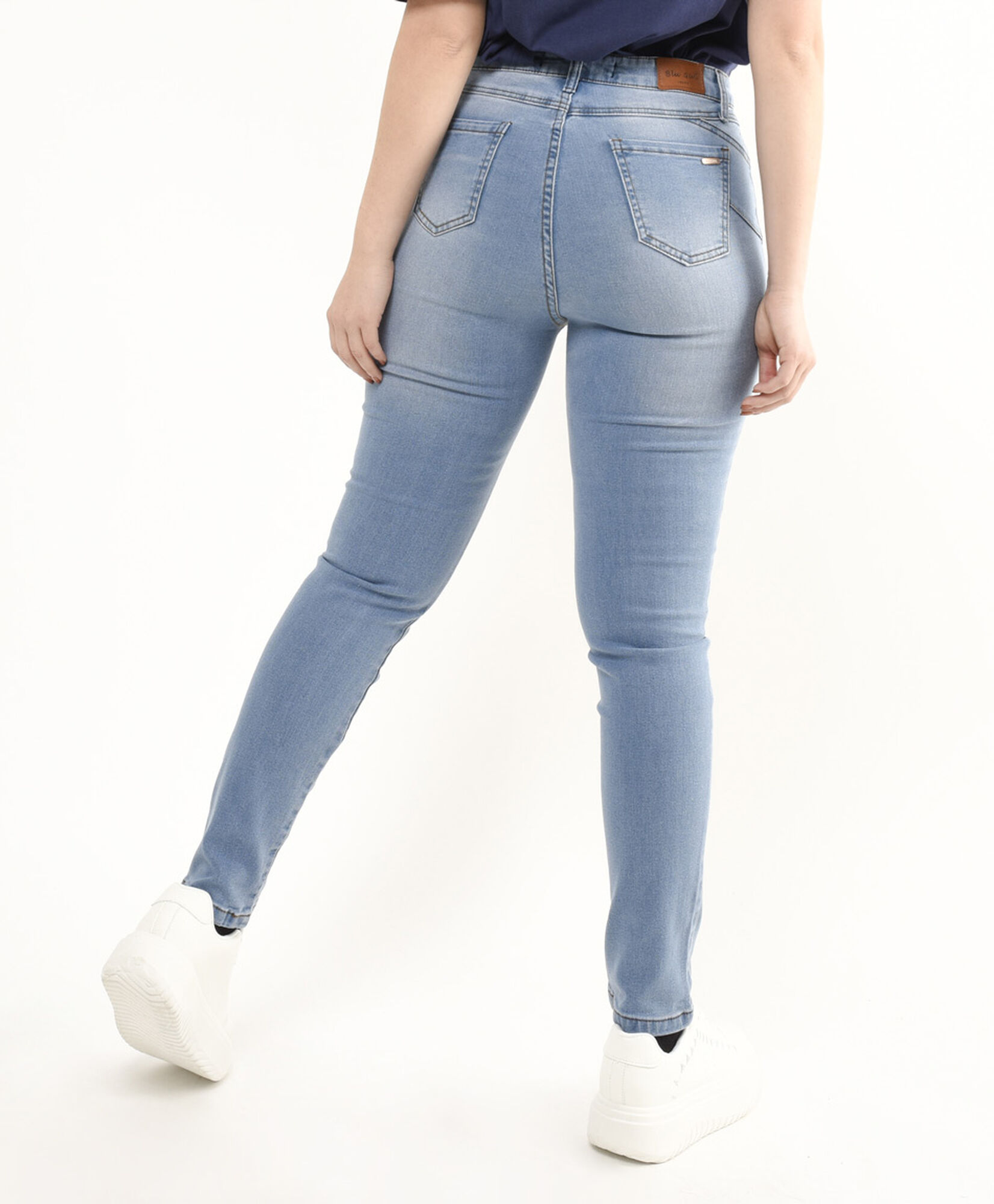 Jeans mujer semi push up skinny fit Jeans mujer semi push up skinny fit