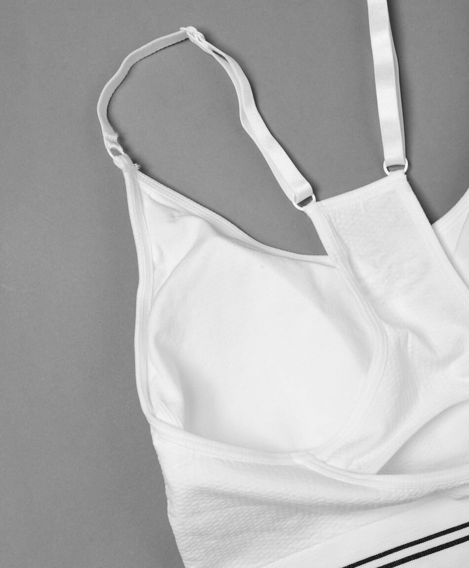Sost&eacute;n mujer deportivo seamless