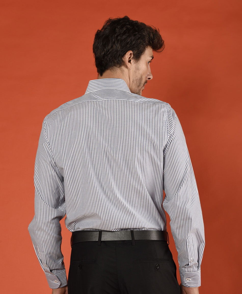 Camisa l&iacute;neas manga larga