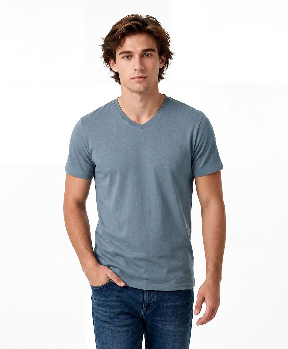 Polera hombre cuello en v lisa