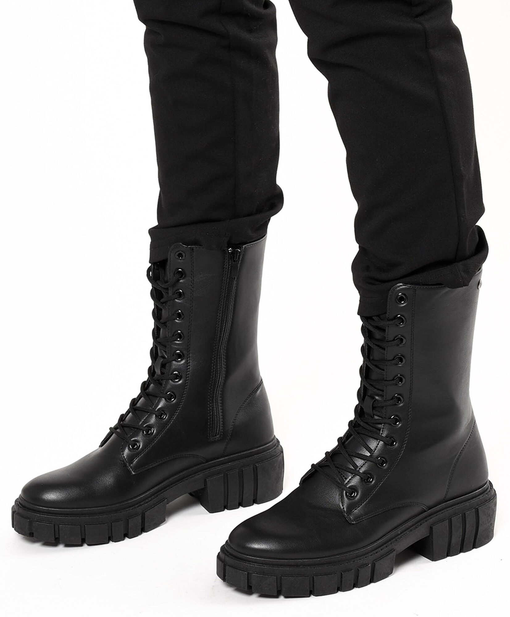 Bota mujer cordones larga Bota mujer cordones larga