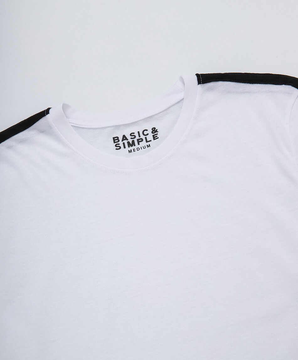 Polera hombre contraste l&iacute;neas