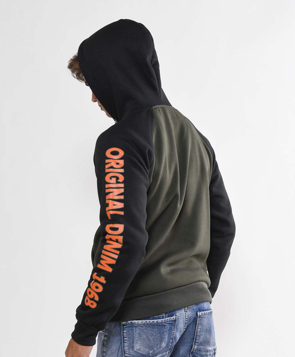 Poler&oacute;n hombre bicolor manga estampada
