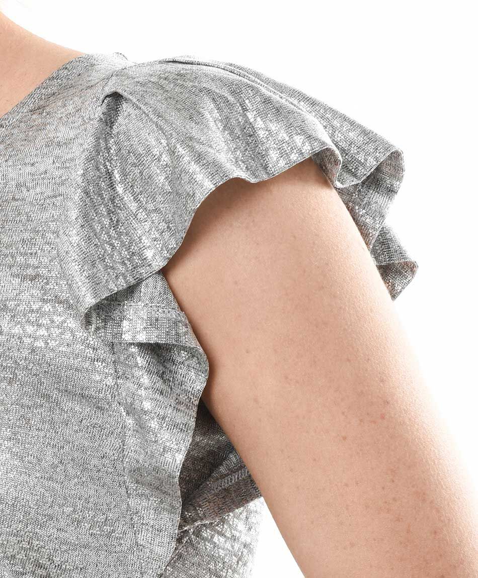 Polera mujer brillante mangas vuelos