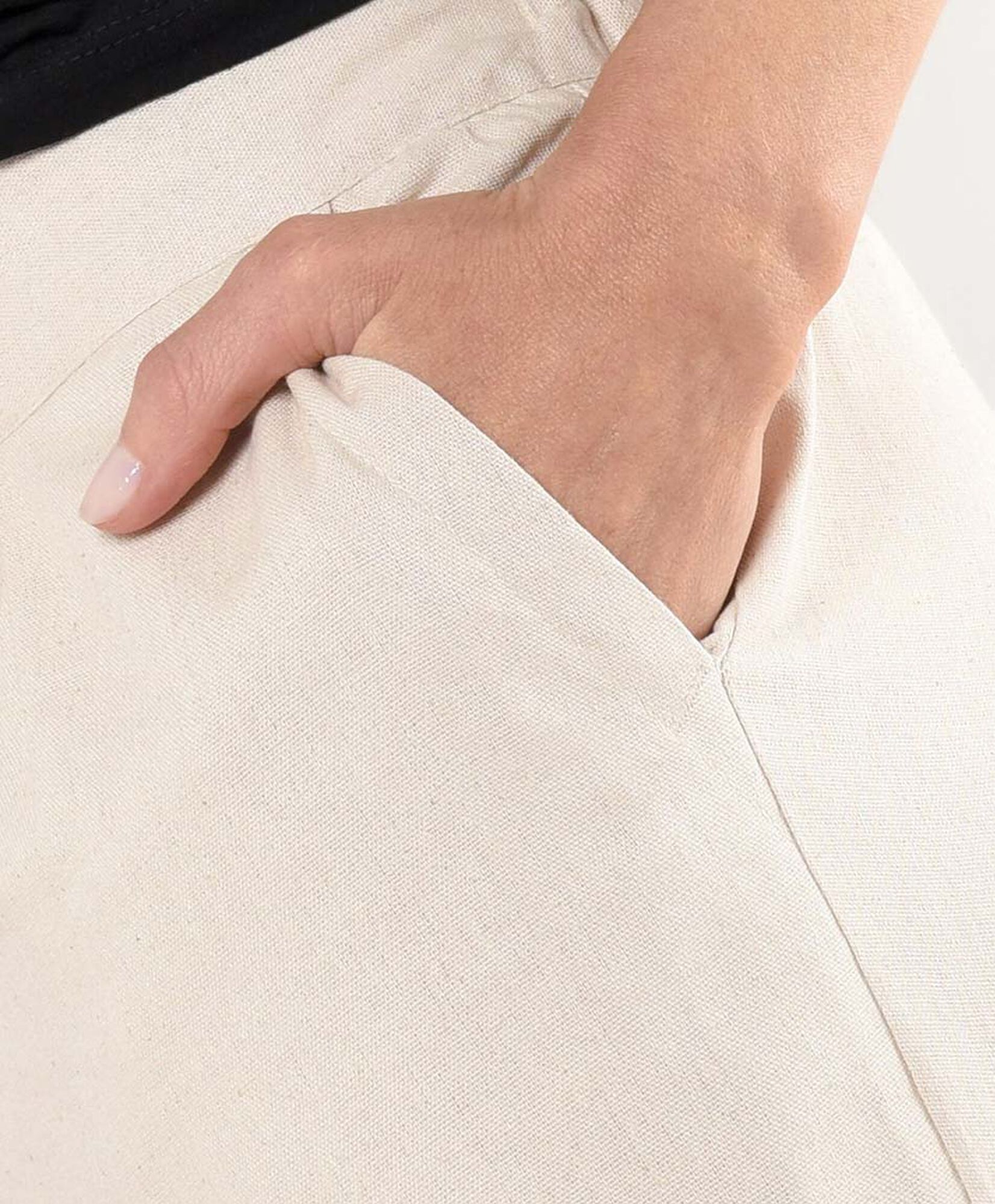 Pantalón mujer botón Pantalón mujer botón