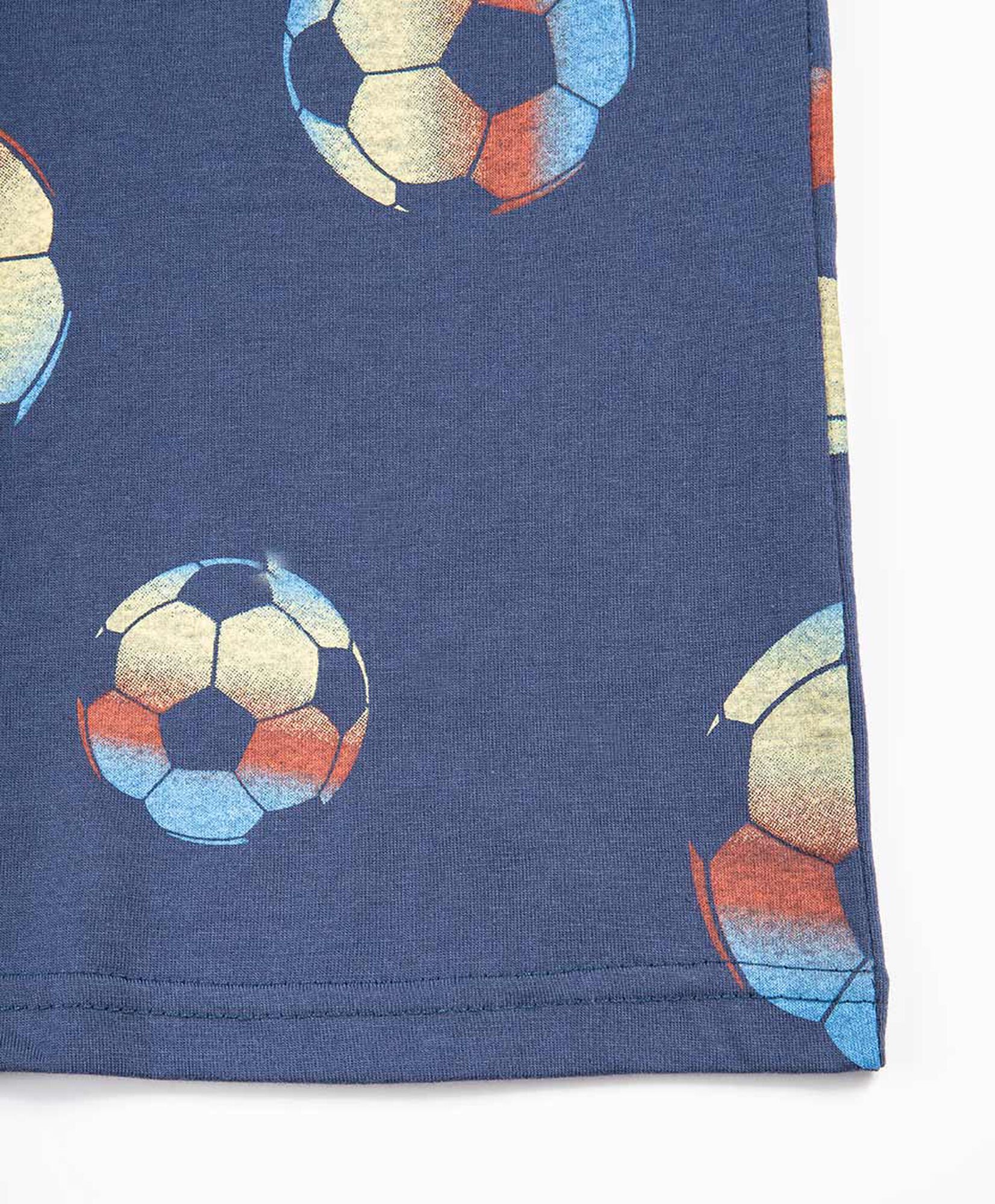 Polera niño pelotas de fútbol Polera niño pelotas de fútbol