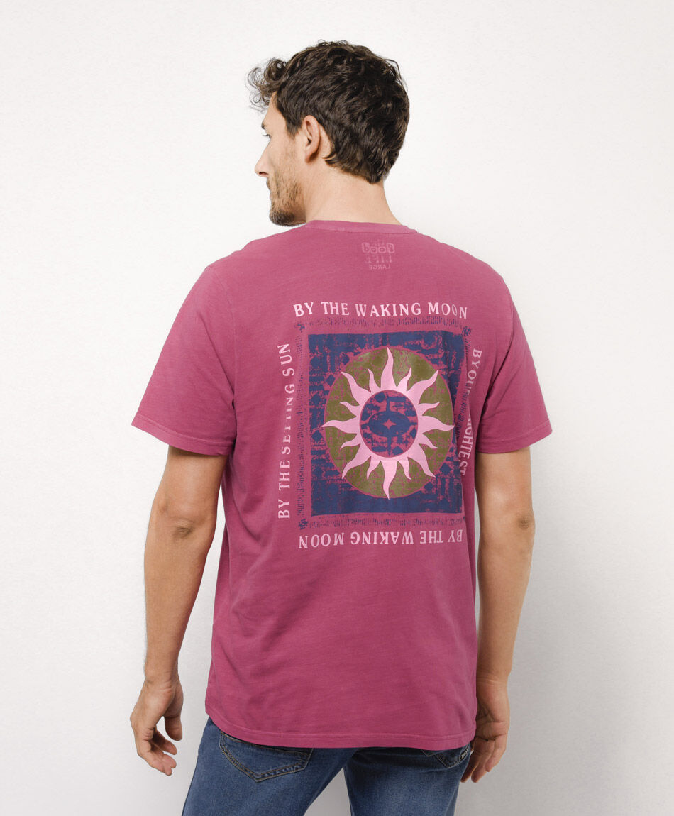 Polera hombre doble estampado sol