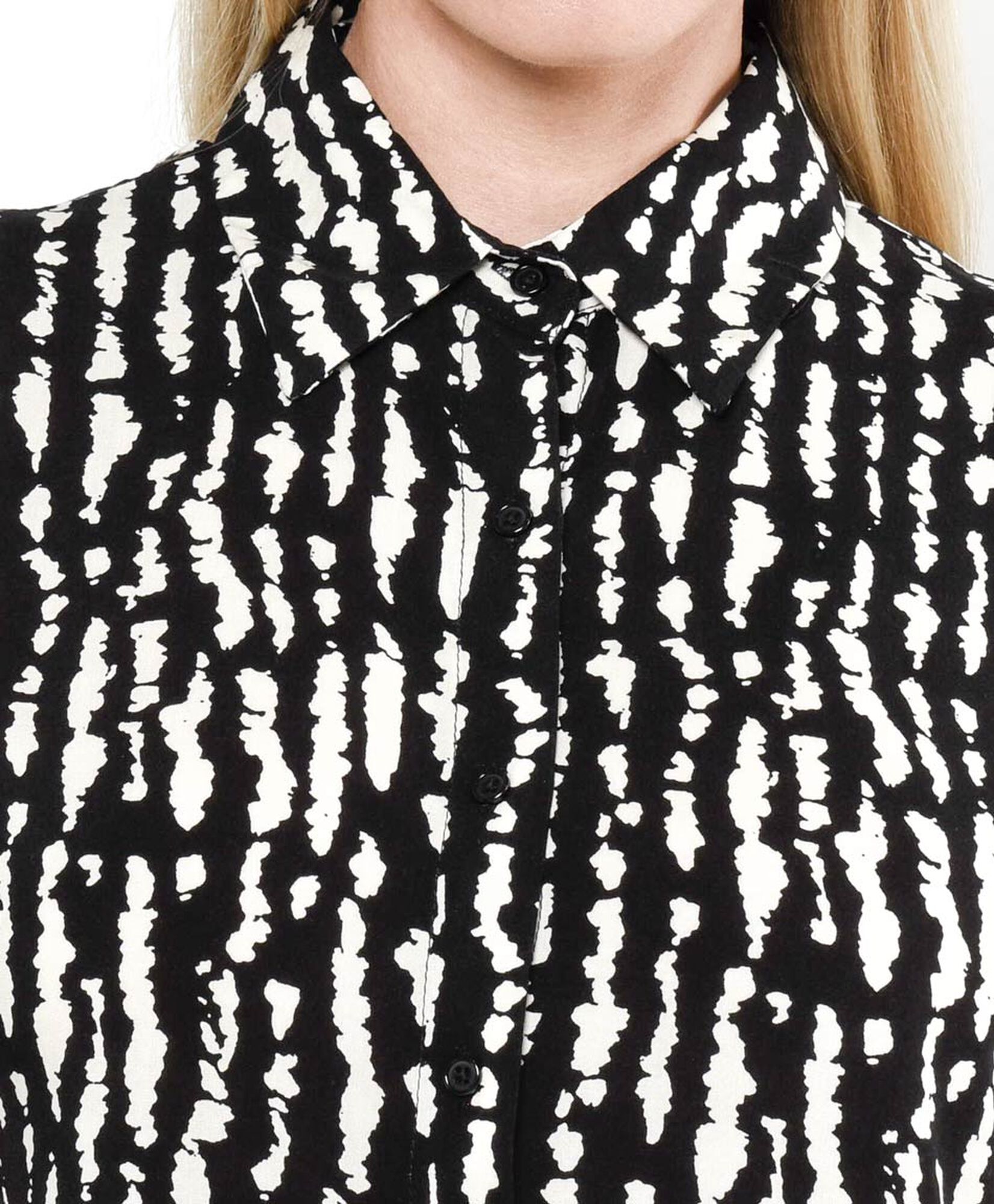 Blusa mujer diseño black and white Blusa mujer diseño black and white