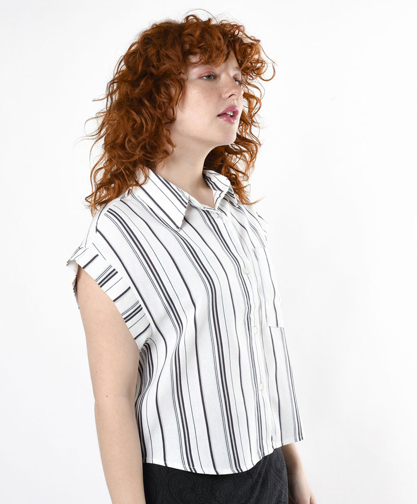 Blusa mujer líneas irregulares Blusa mujer líneas irregulares