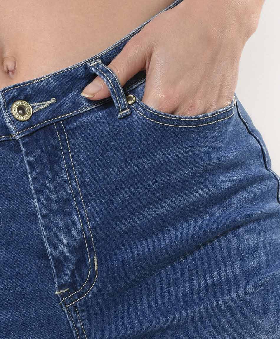 Jeans mujer desflecado flare