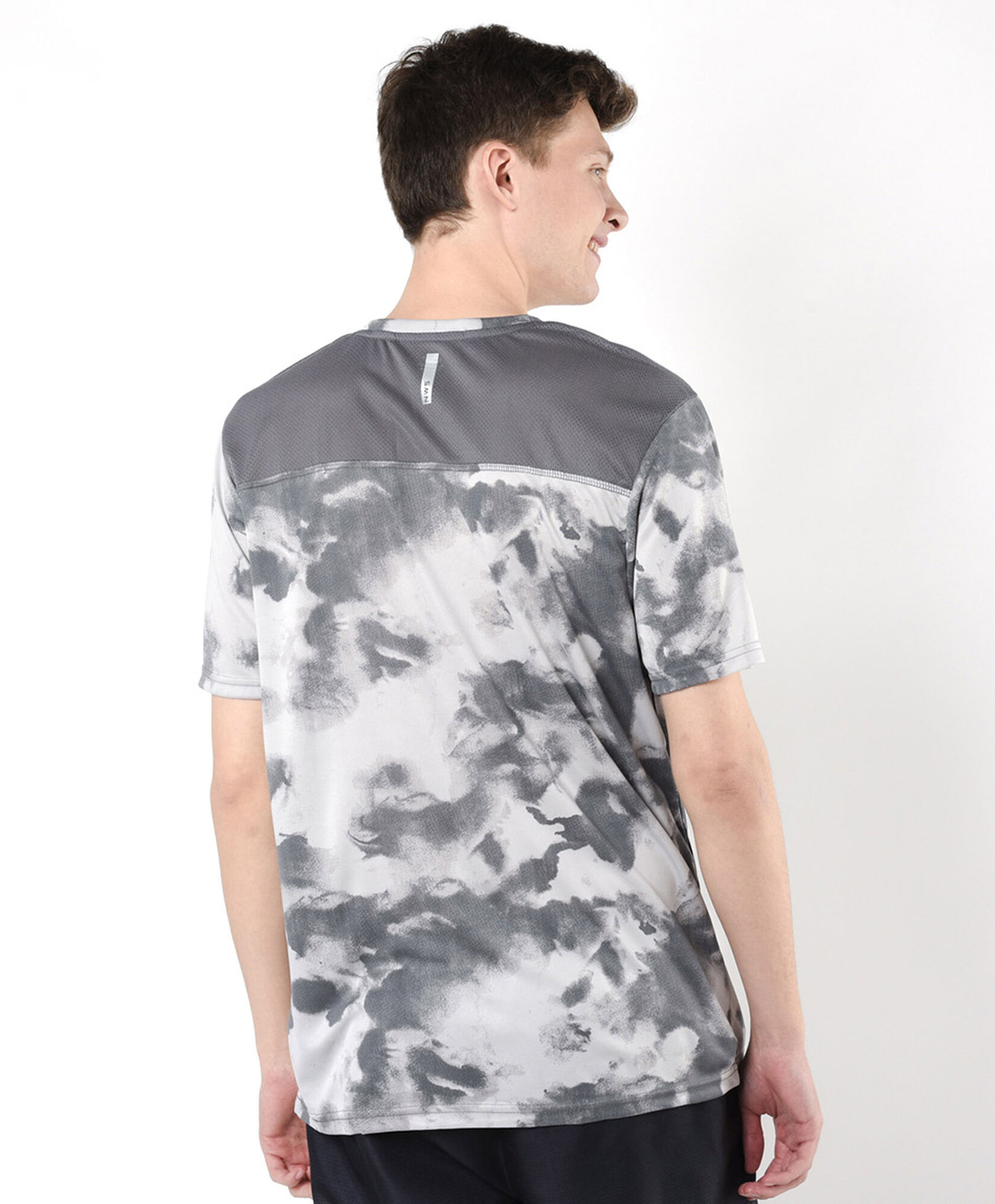 Polera deportiva hombre manchas Polera deportiva hombre manchas