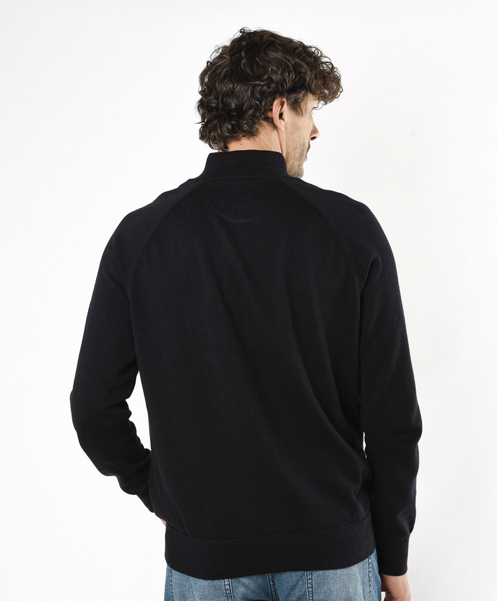Sweater hombre liso negro cierre Sweater hombre liso negro cierre