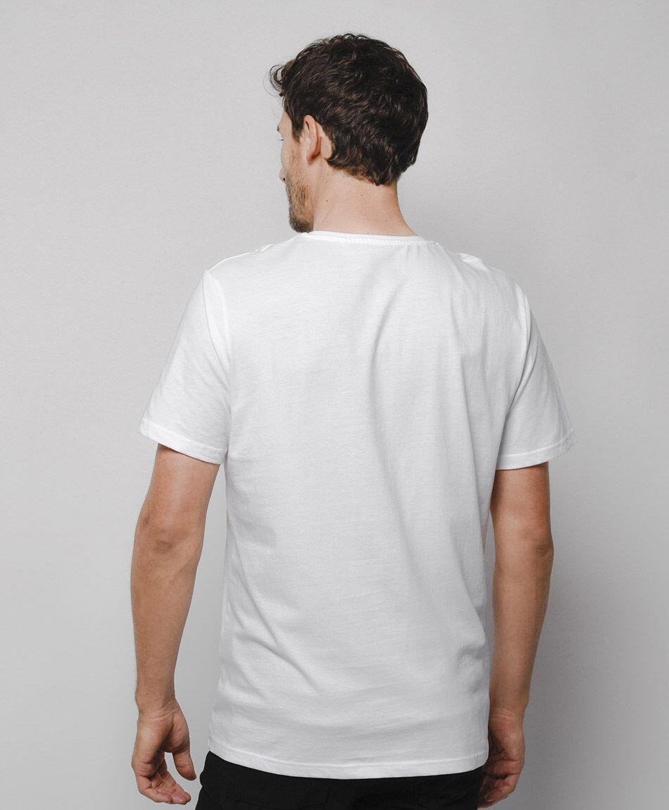 Polera hombre parche espada