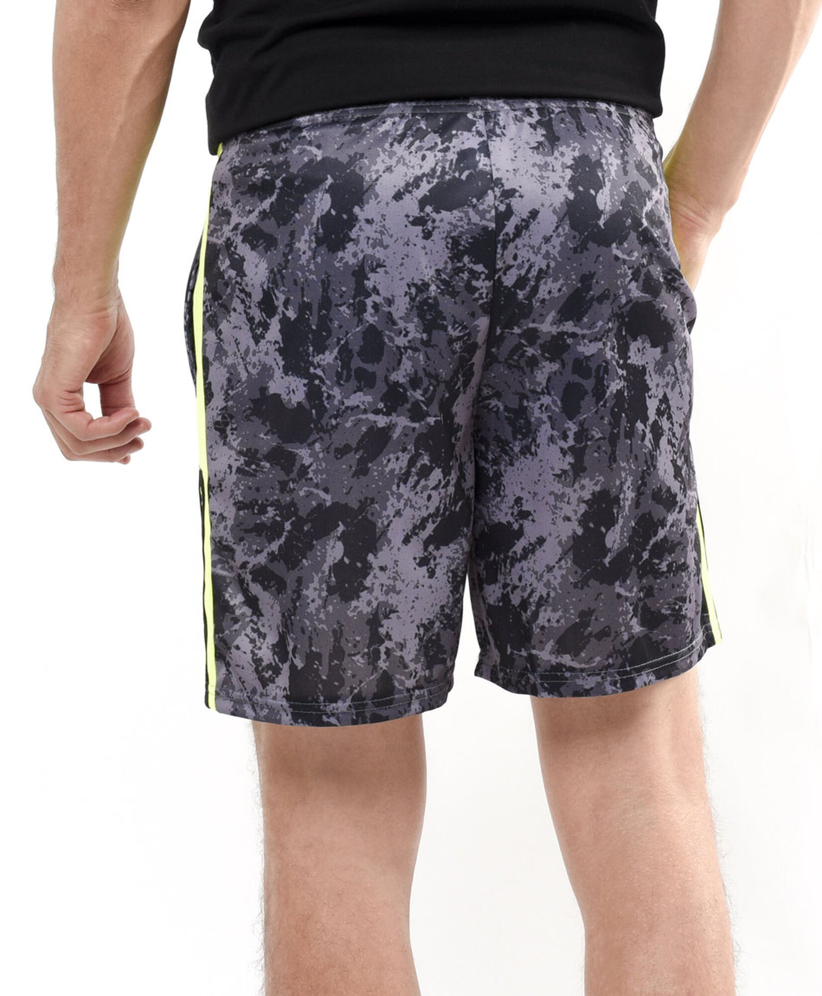 Short deportivo hombre camuflaje Short deportivo hombre camuflaje