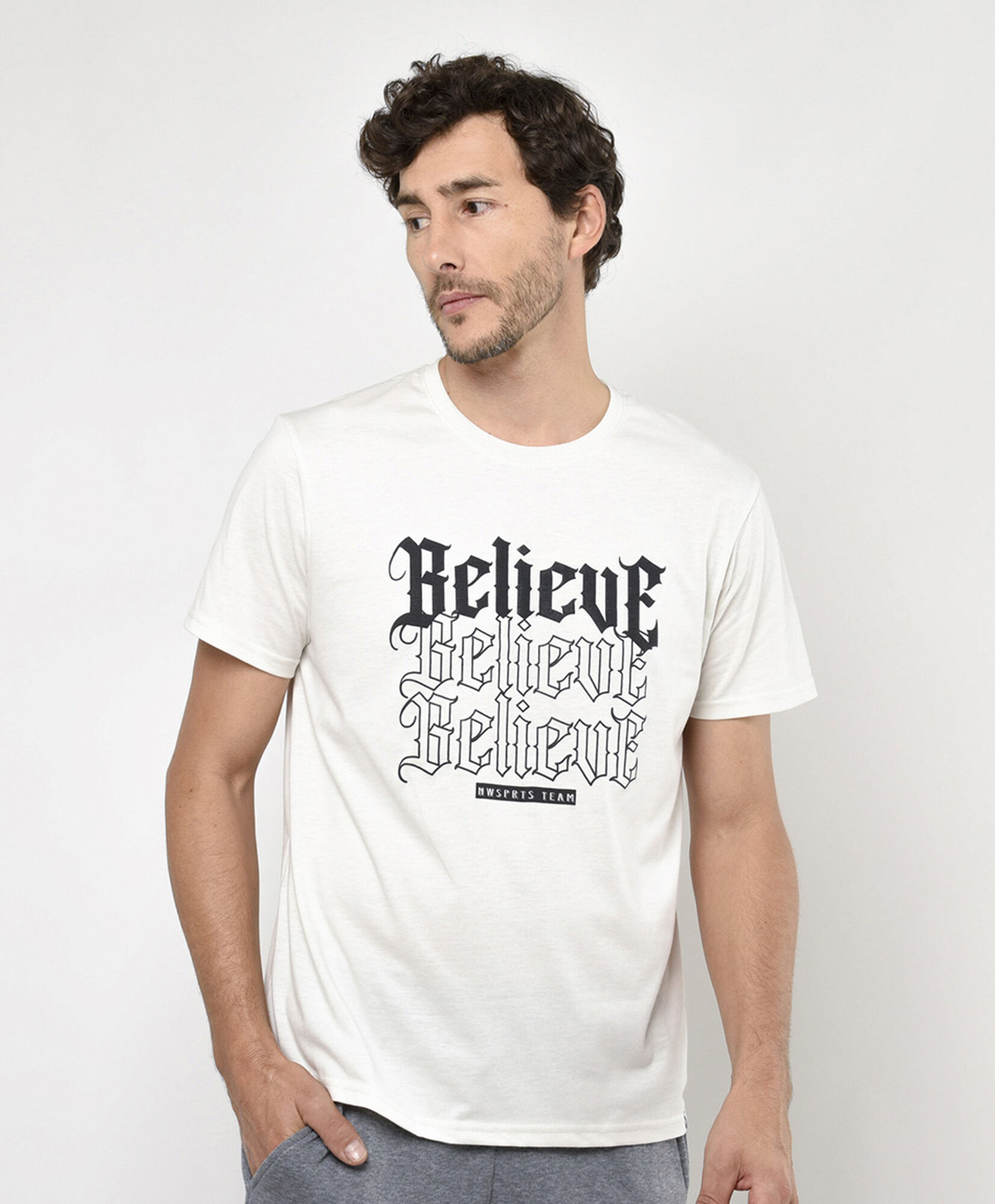 Polera deportiva hombre believe Polera deportiva hombre believe
