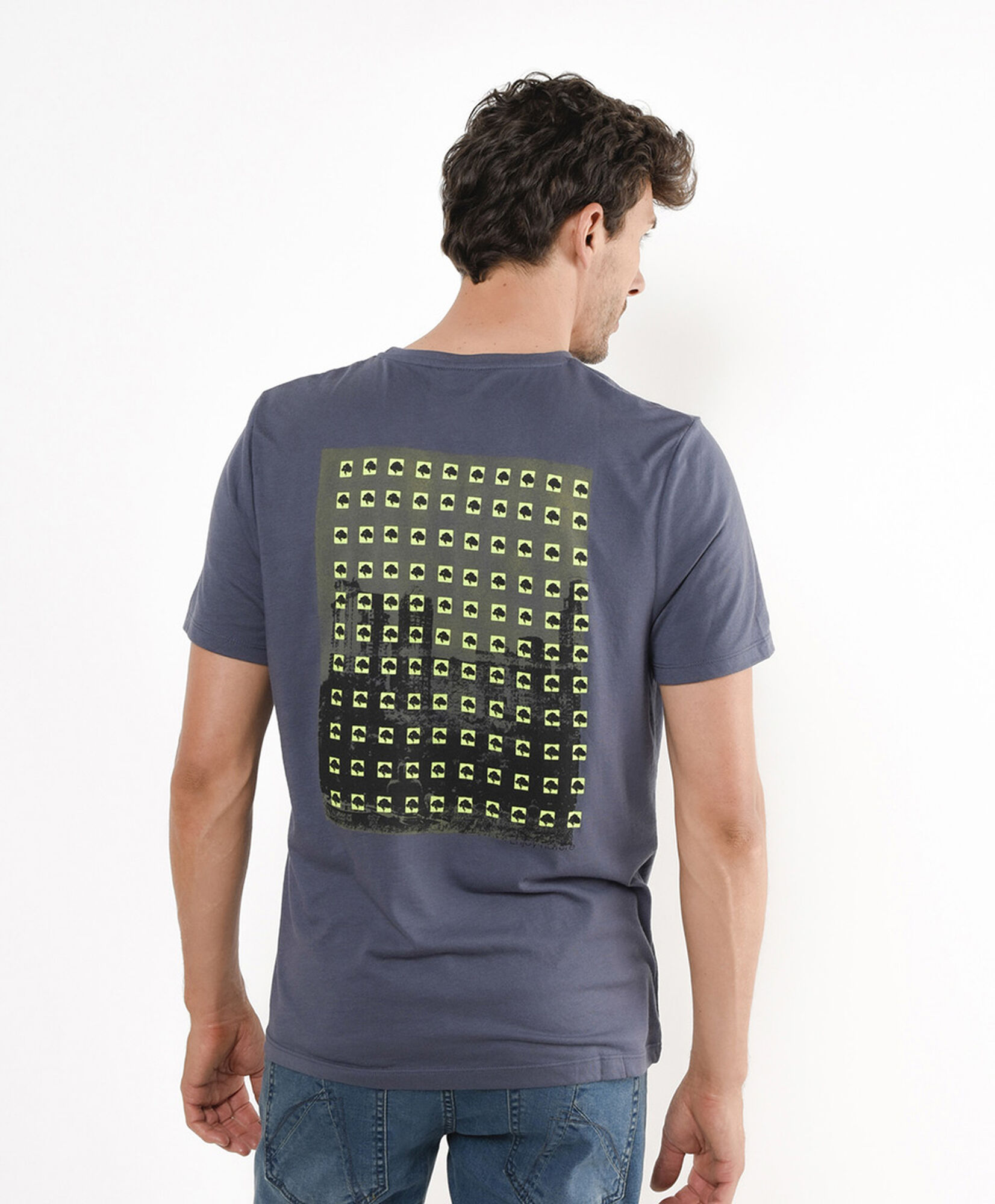 Polera hombre estampado árboles Polera hombre estampado árboles