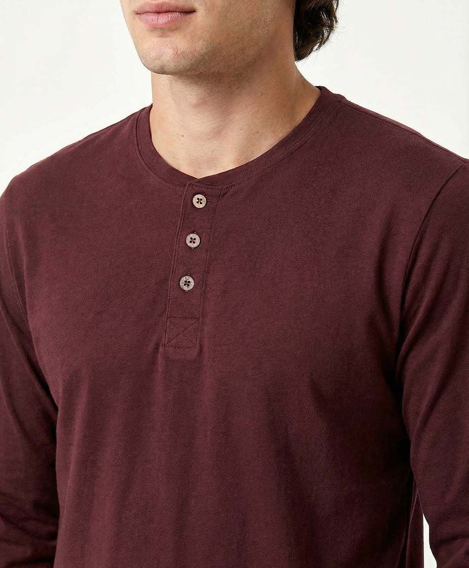 Polera hombre botones manga larga