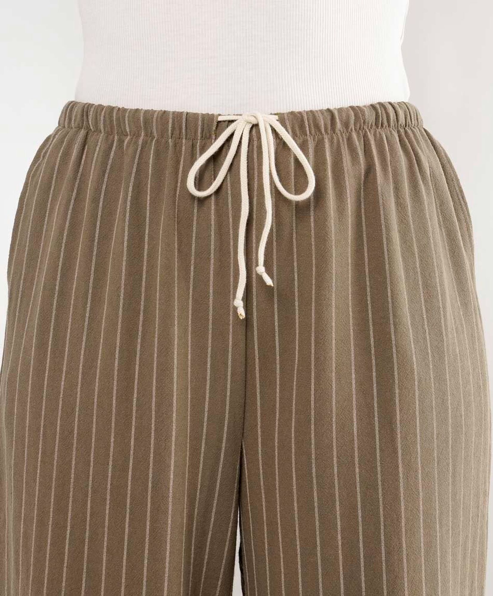 Pantalón mujer líneas cordón wide Pantalón mujer líneas cordón wide