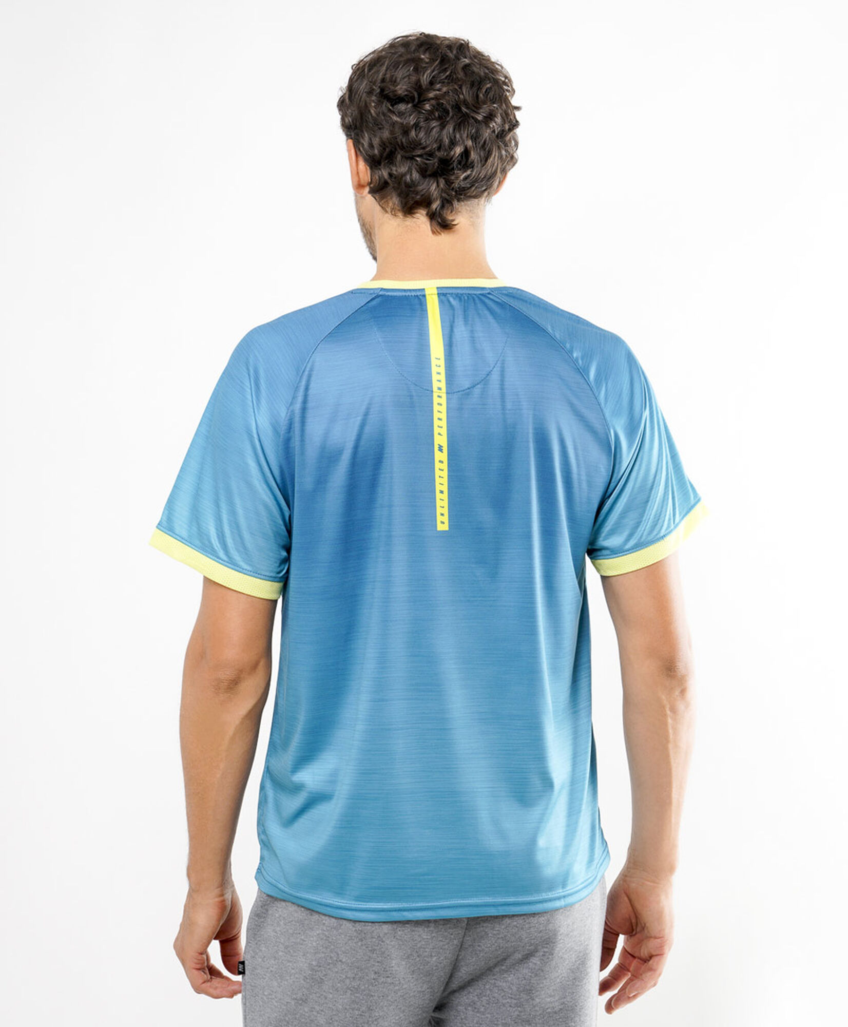 Polera deportiva hombre bicolor Polera deportiva hombre bicolor