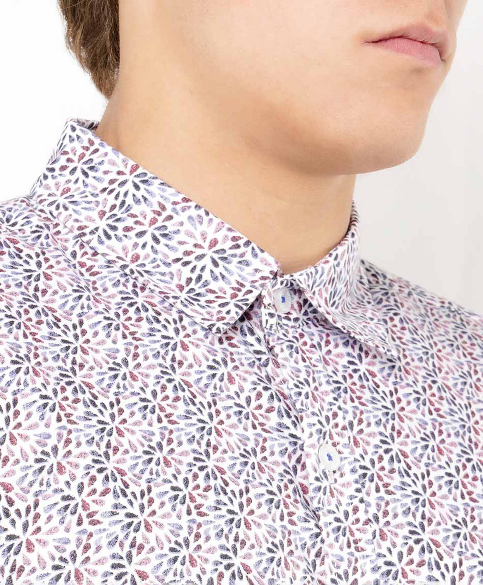 Camisa hombre estampado hojas multicolor Camisa hombre estampado hojas multicolor