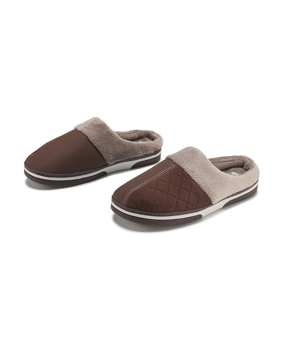 Pantufla hombre mix texturas