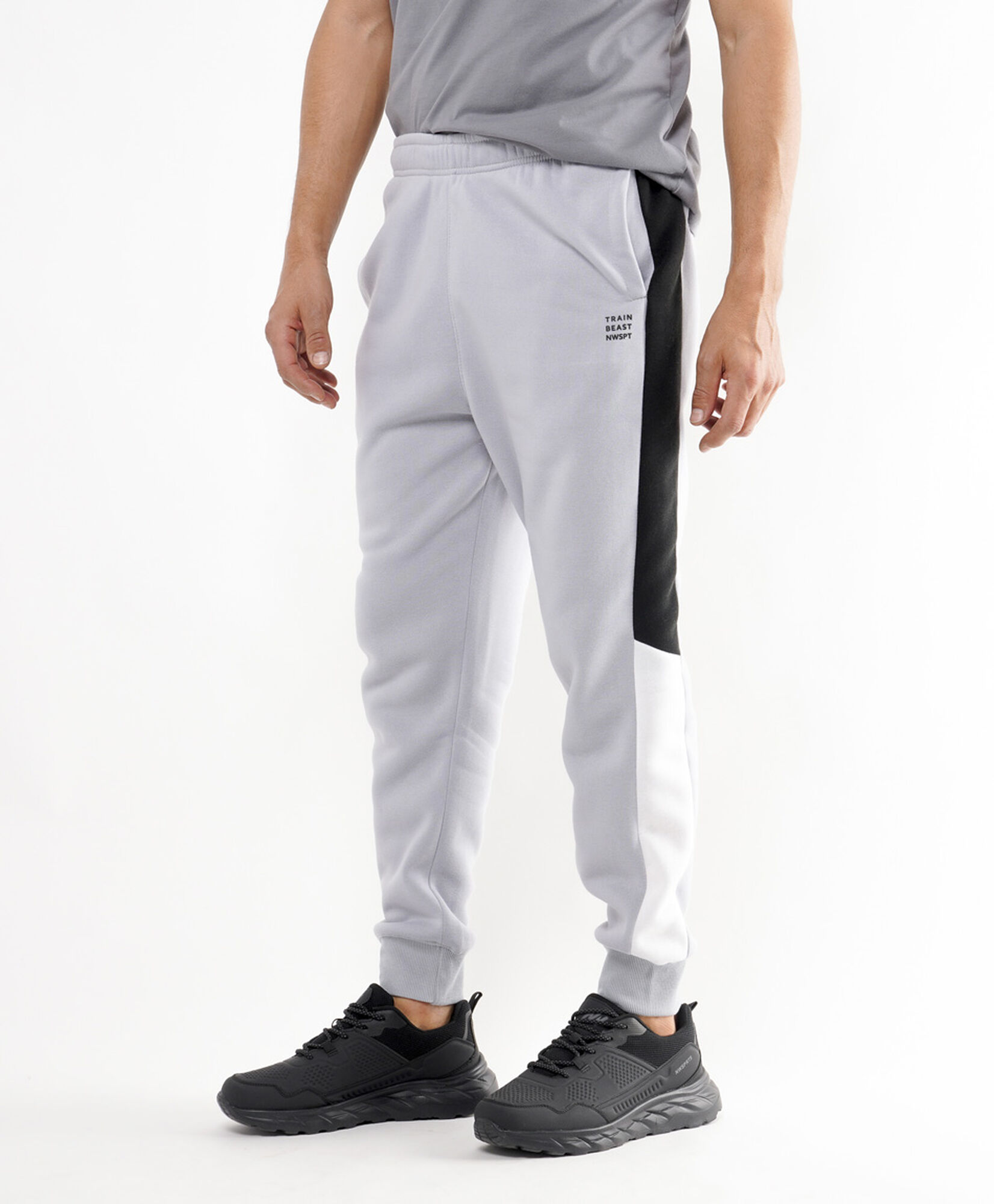 Pantalón deportivo hombre tricolor Pantalón deportivo hombre tricolor