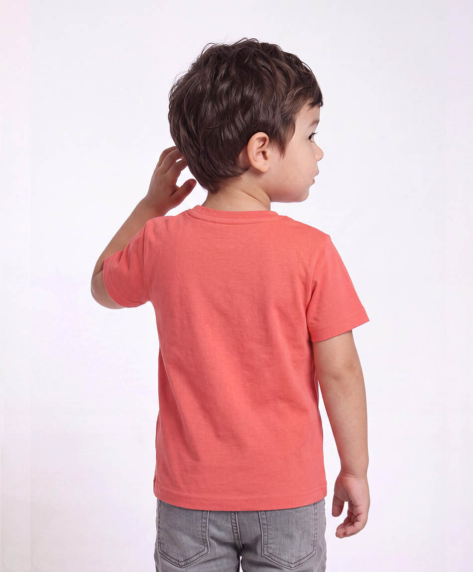 Polera beb&eacute; bolsillo le&oacute;n