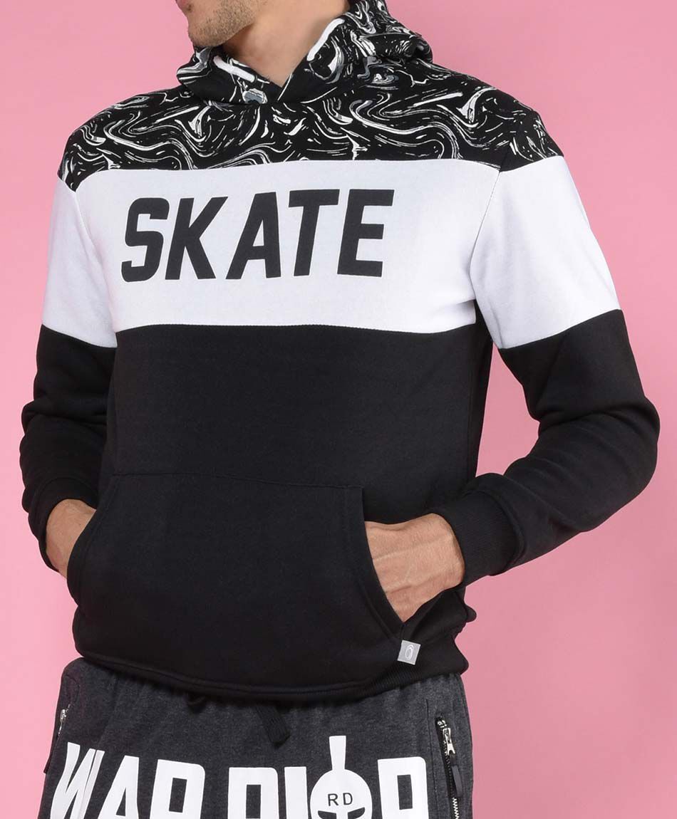 Poler&oacute;n estampado skate sin cierre