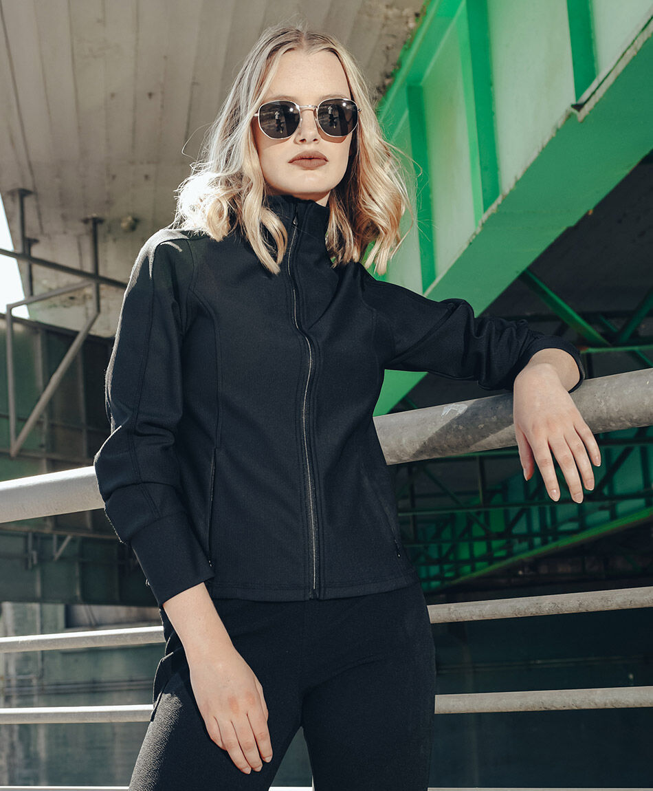 Chaqueta mujer entallada lisa