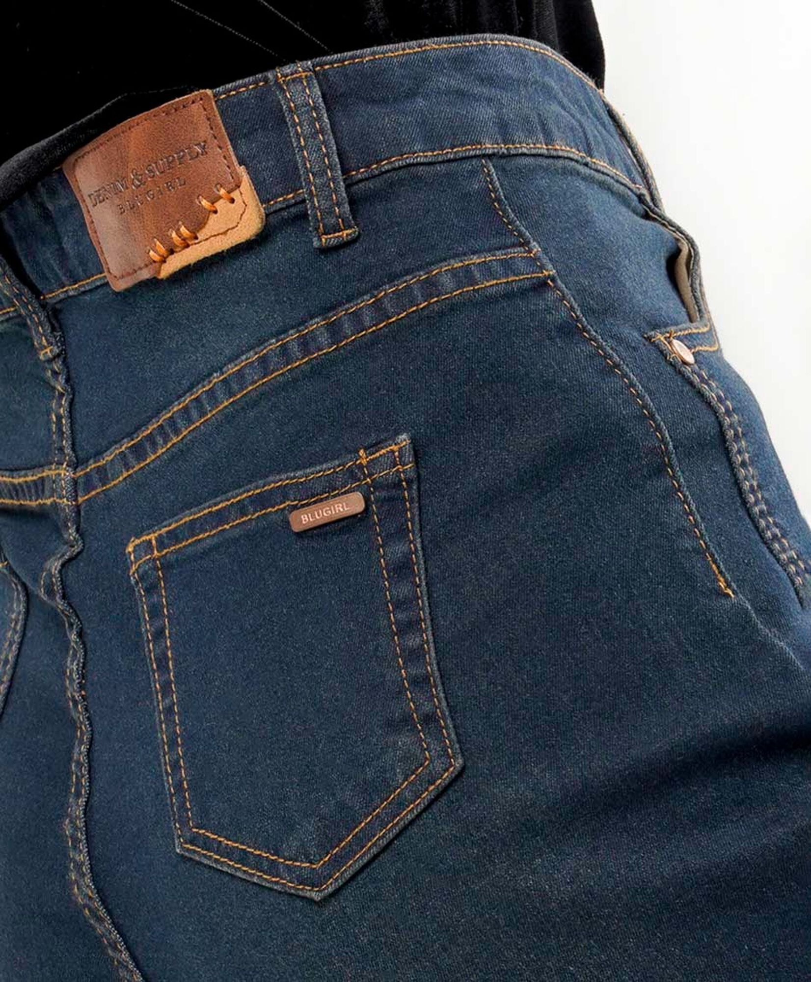 Jeans mujer corte lateral wide Jeans mujer corte lateral wide