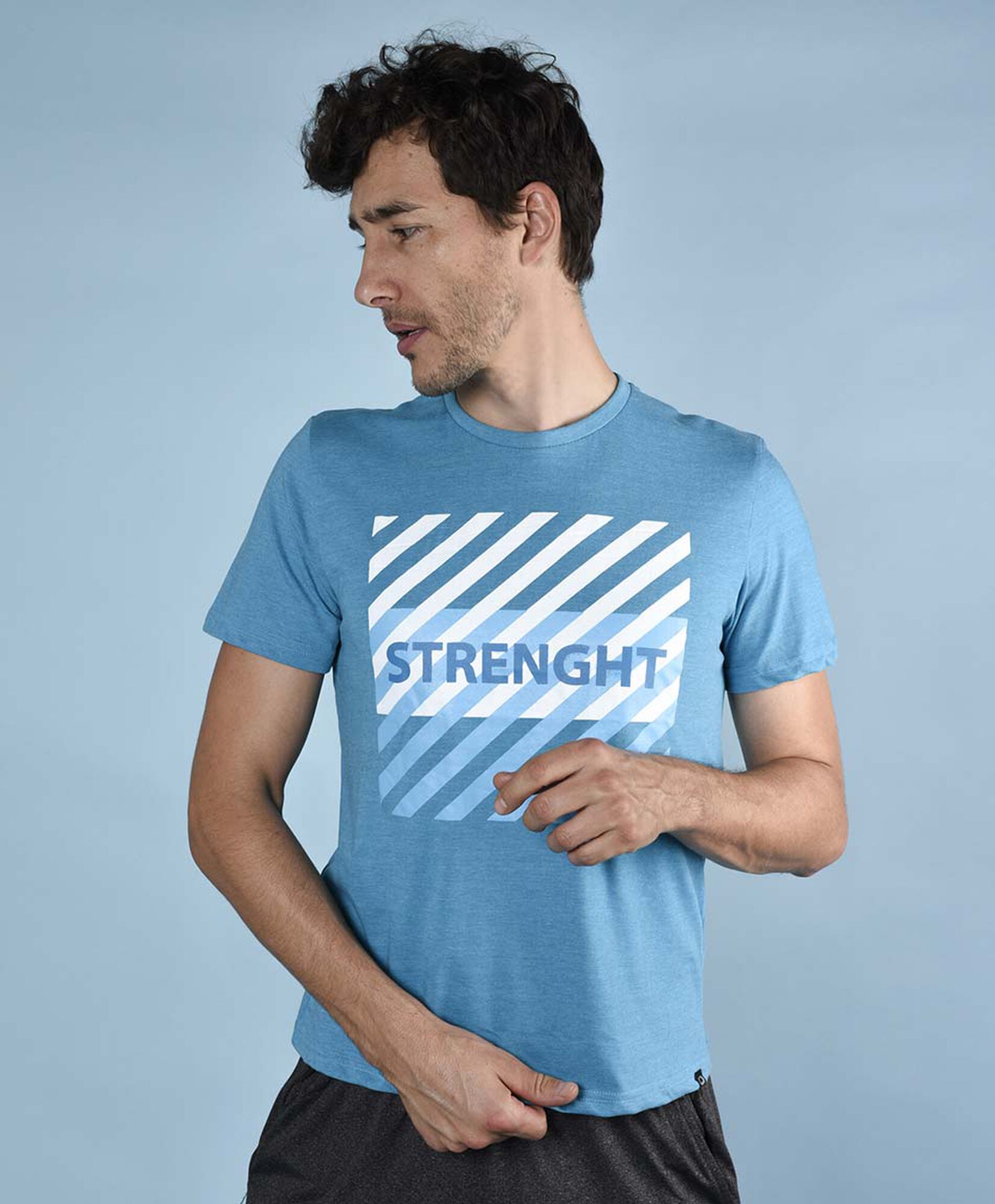 Polera deportiva manga corta cuello redondo Polera deportiva manga corta cuello redondo