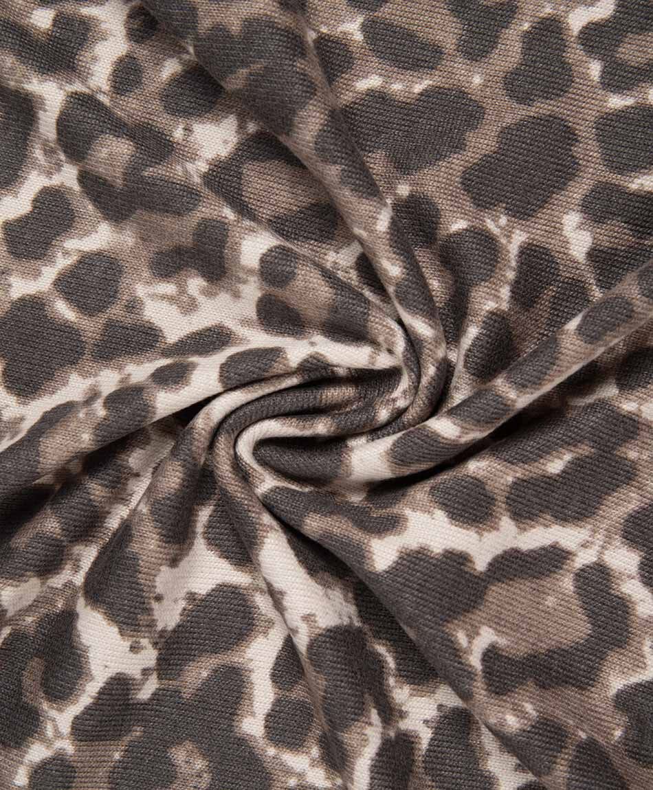 Polera mujer animal print lanosa