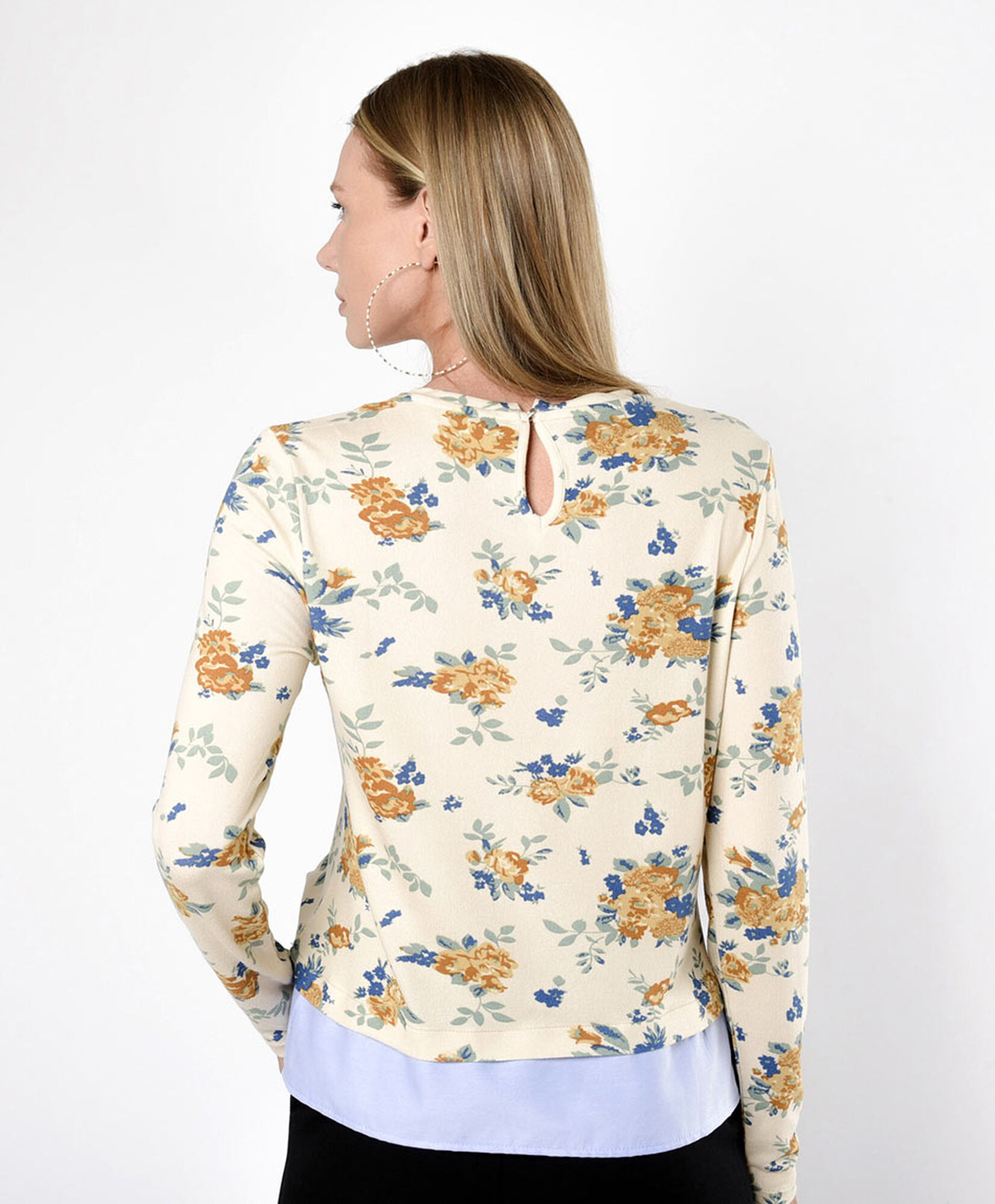 Polera mujer floreada beige doble basta Polera mujer floreada beige doble basta