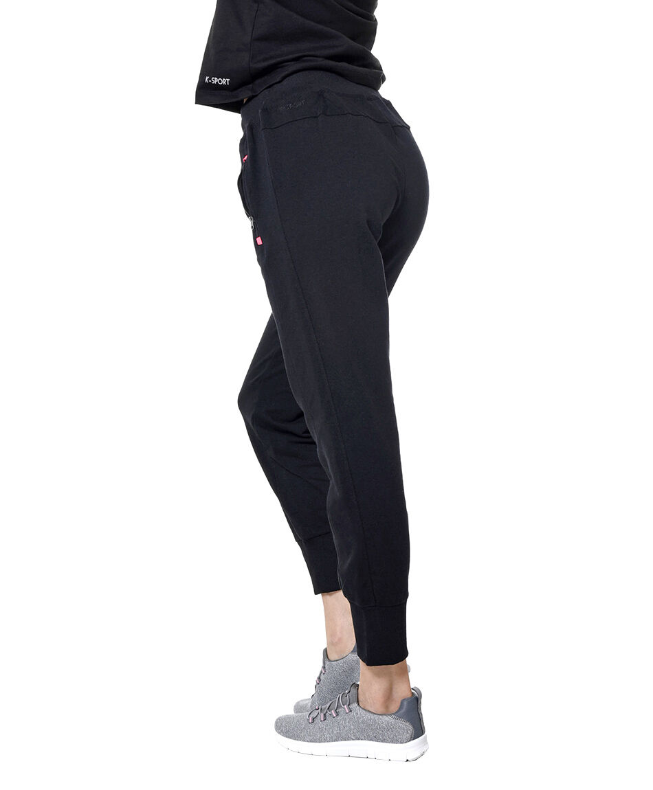 Pantalon deportivo contraste
