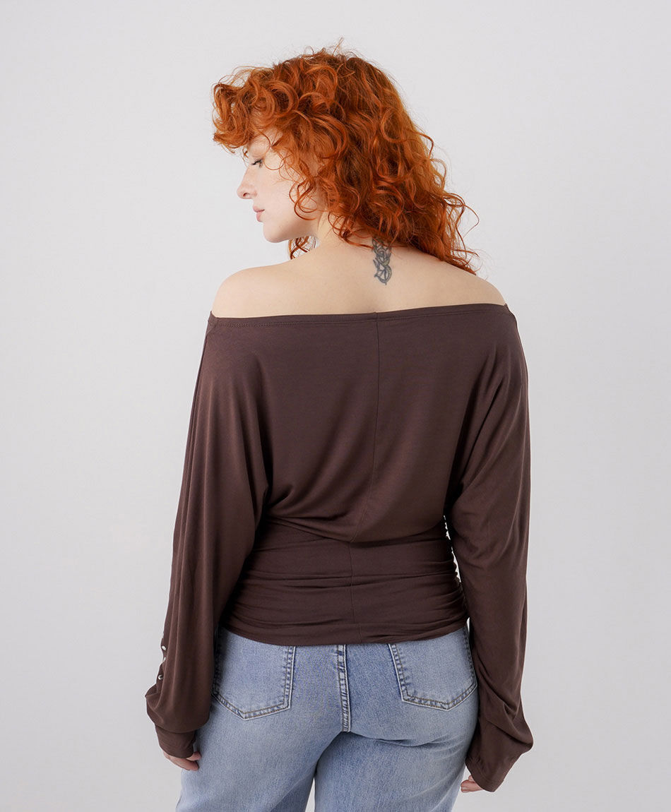 Polera mujer tachas