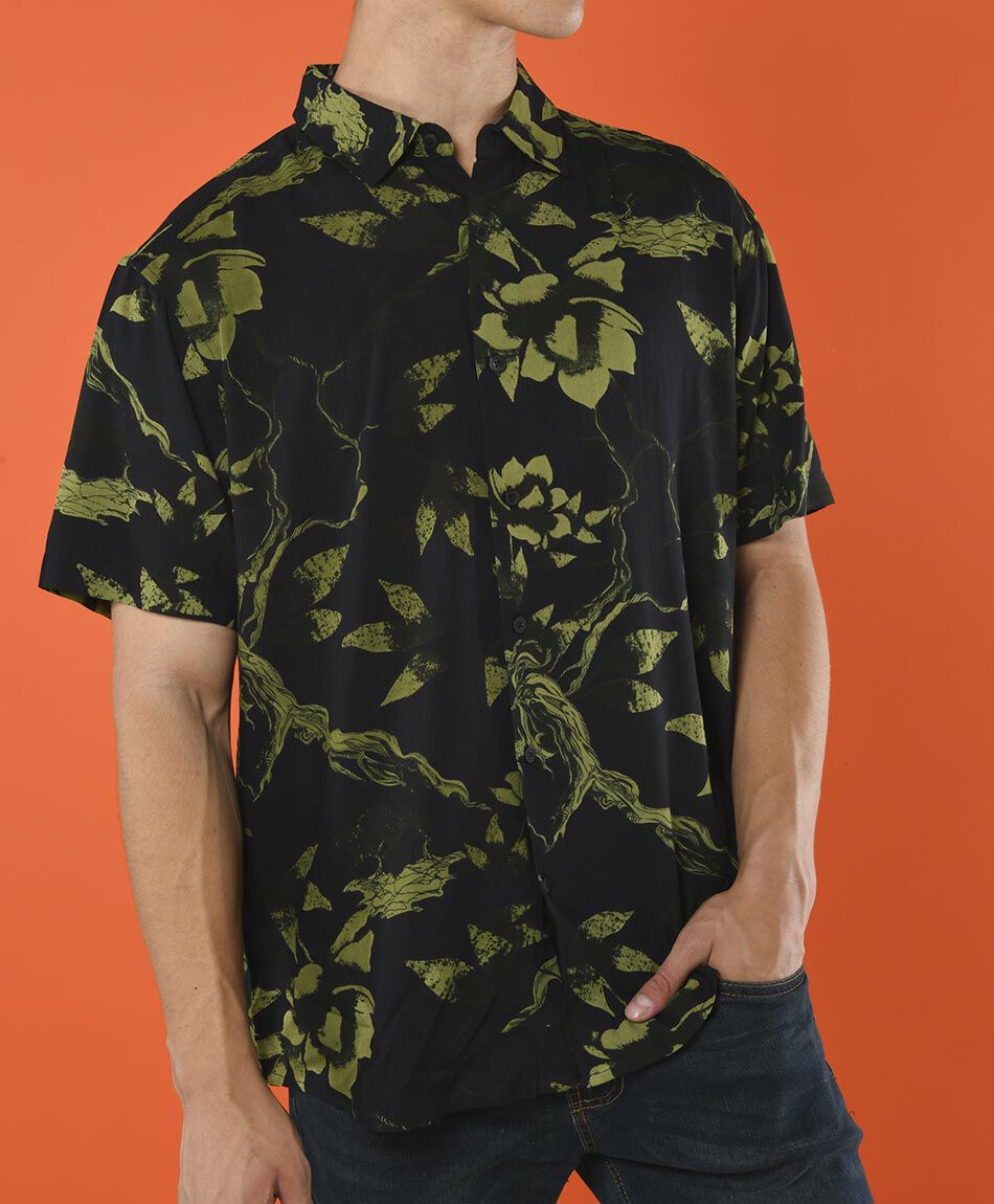 Camisa estampado gr&aacute;fico manga corta